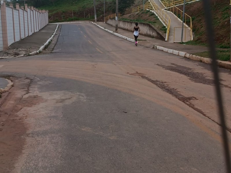 Apartamento Oswaldo Barbosa Pena II cód. 0049