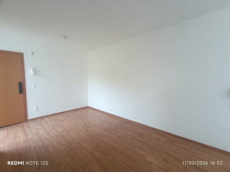 Apartamento Oswaldo Barbosa Pena II cód. 0049